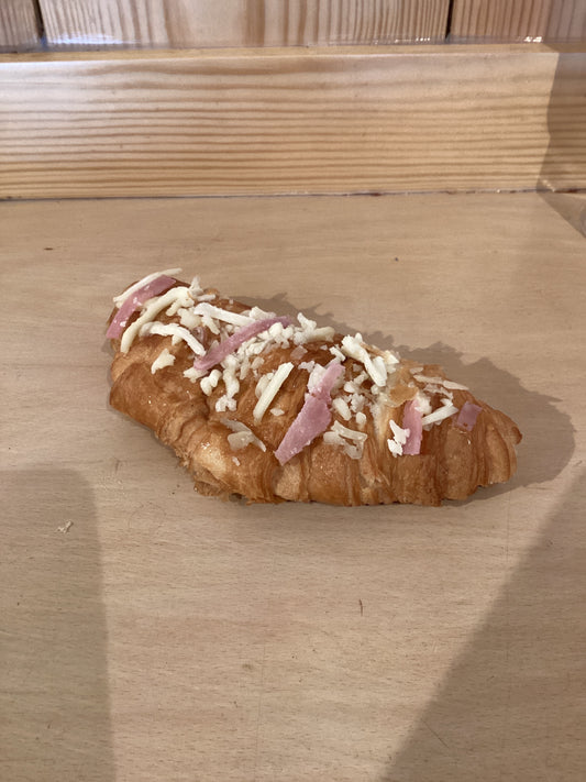 Cheese/Ham & Cheese Croissant