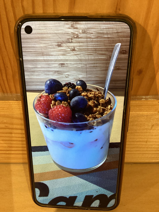 Yogurt & Granola